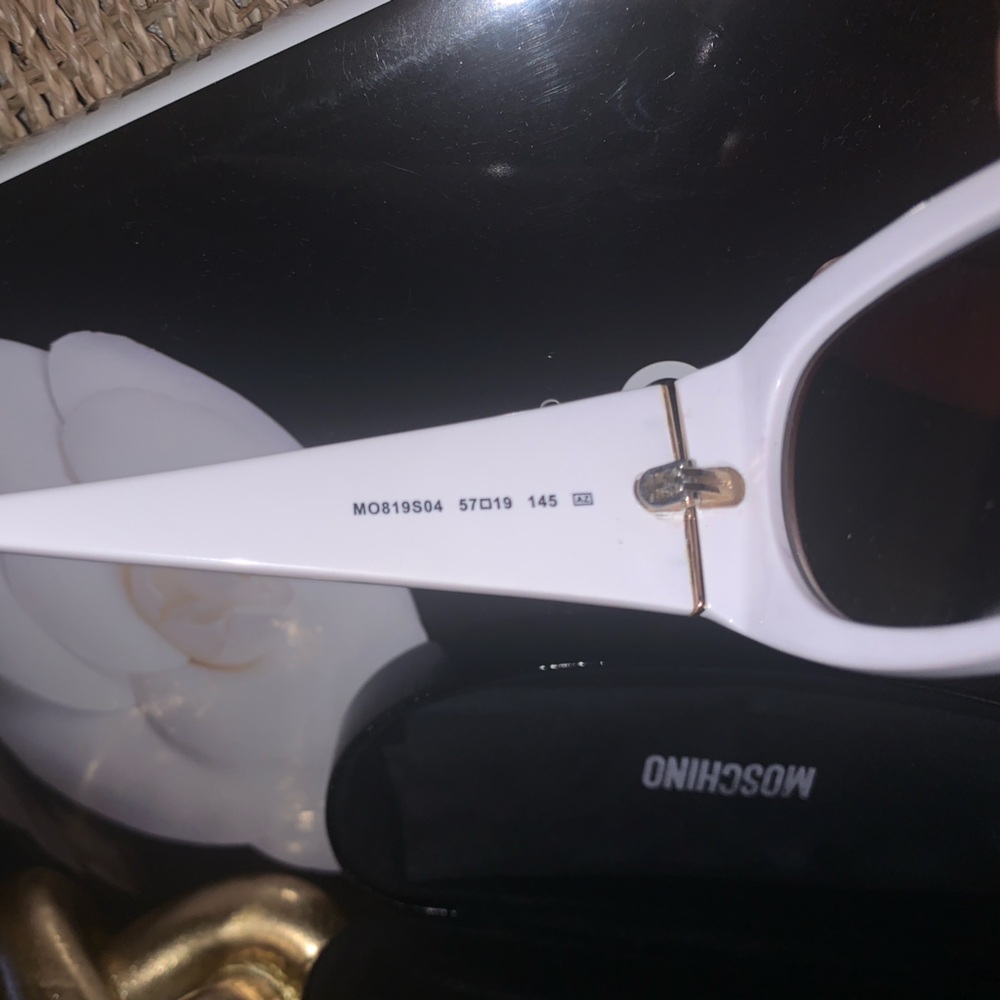 Vintage Moschino White Sunglasses - Picture 10 of 17